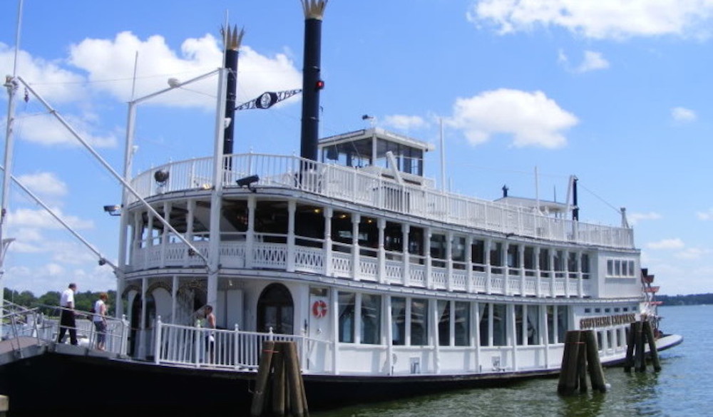 Southern Empress Cruises on Lake Conroe 365 Houston