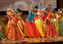 Go Bollywood with Incredible India incredible-india-bollywood-dance-groups-in-houston
