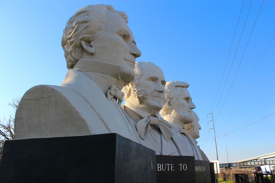 mount-rush-hour-houston-address-american-statesmanship-park-side-view