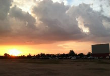 5 Must Do Things Around Hockley showboat-drive-in-groupon-discount-hockey-tx