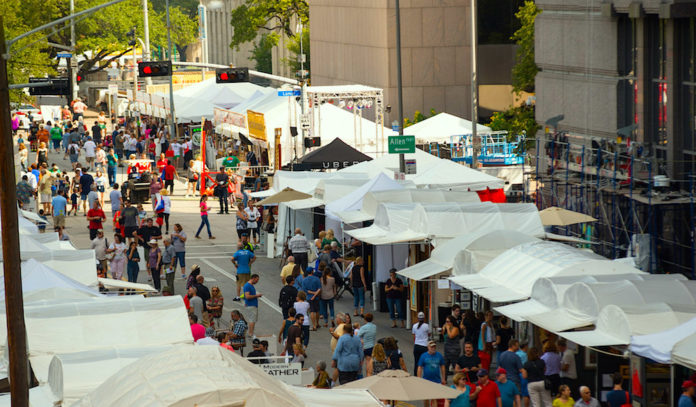 bayou-city-art-festival-downtown-2015