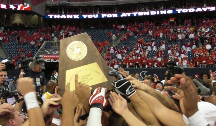 UIL-Katy-Chris-Doelle-NRG-Stadium-Houston-2015