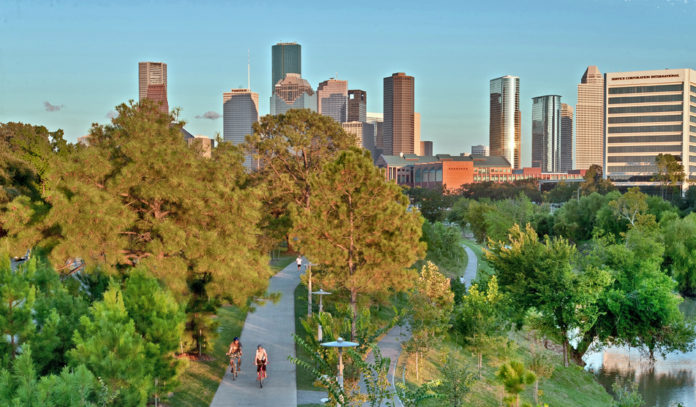 date-ideas-buffalo-bayou-park-houston-2016