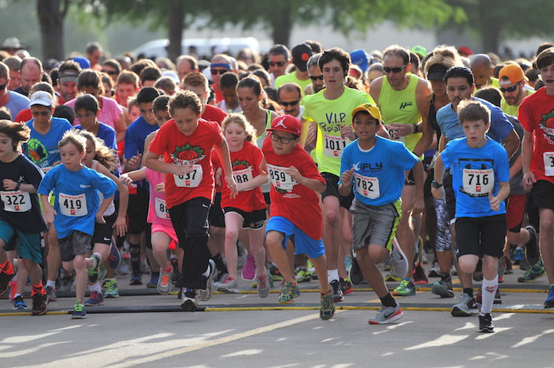 run-for-the-rose-houston-2017-nrg-park-starting-line