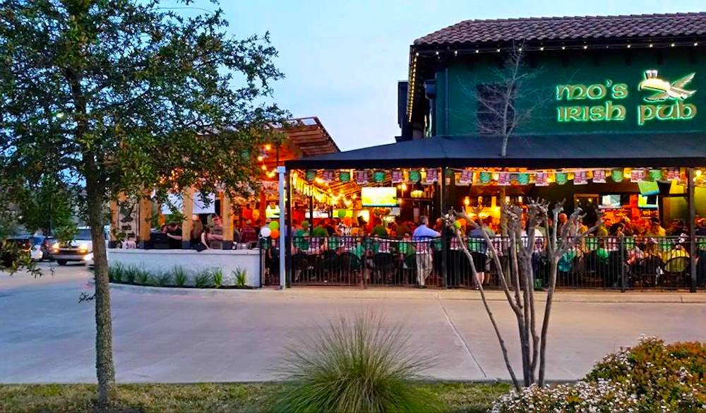 Mo's Irish Pub Vintage Park - 