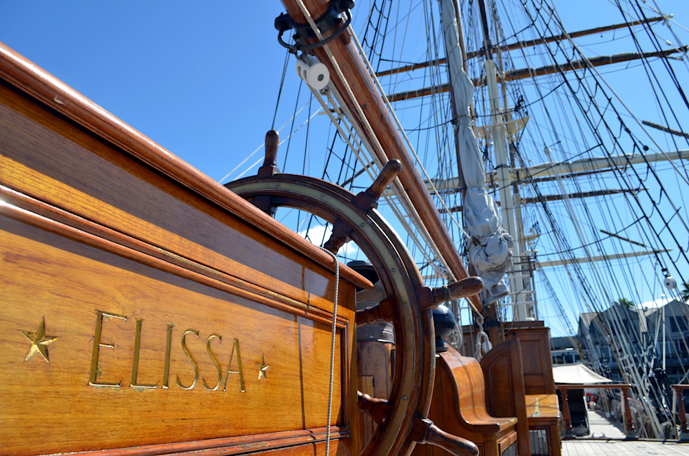 -ships-wheel-1877-tall-ship-elissa-in-galveston-seaport-museum