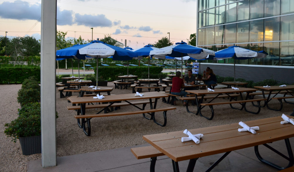 patio-karbach-brewing-company-houston-brewery-spotlight