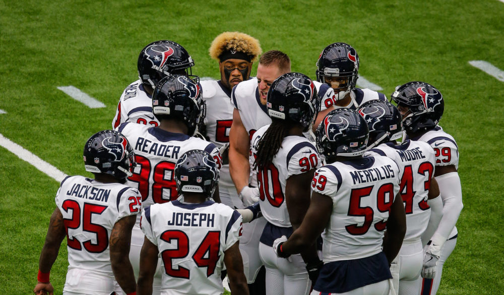 November 26, 2018: Houston Texans wide receiver DeAndre Hopkins (10) prior  to an NFL football game between the Tennessee Titans and the Houston Texans  at NRG Stadium in Houston, TX. The Texans