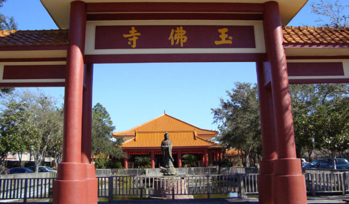 jade-buddha-temple-1