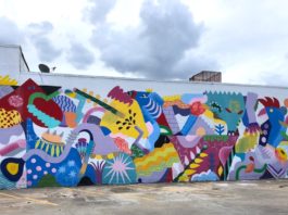 abstract-happy-beach-wall-houston-2