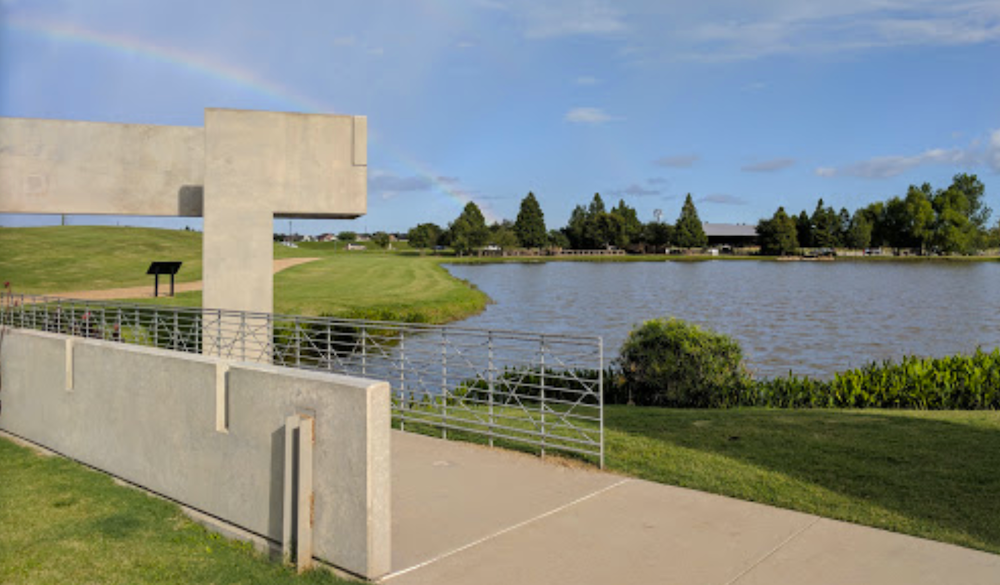 sugar-land-memorial-spotlight-2