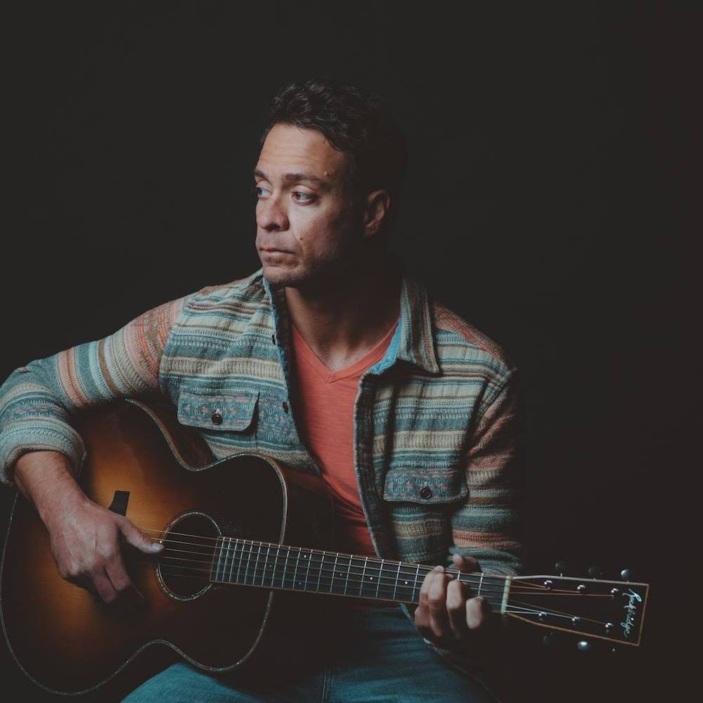 Amos Lee at Revention Music Center 365 Houston