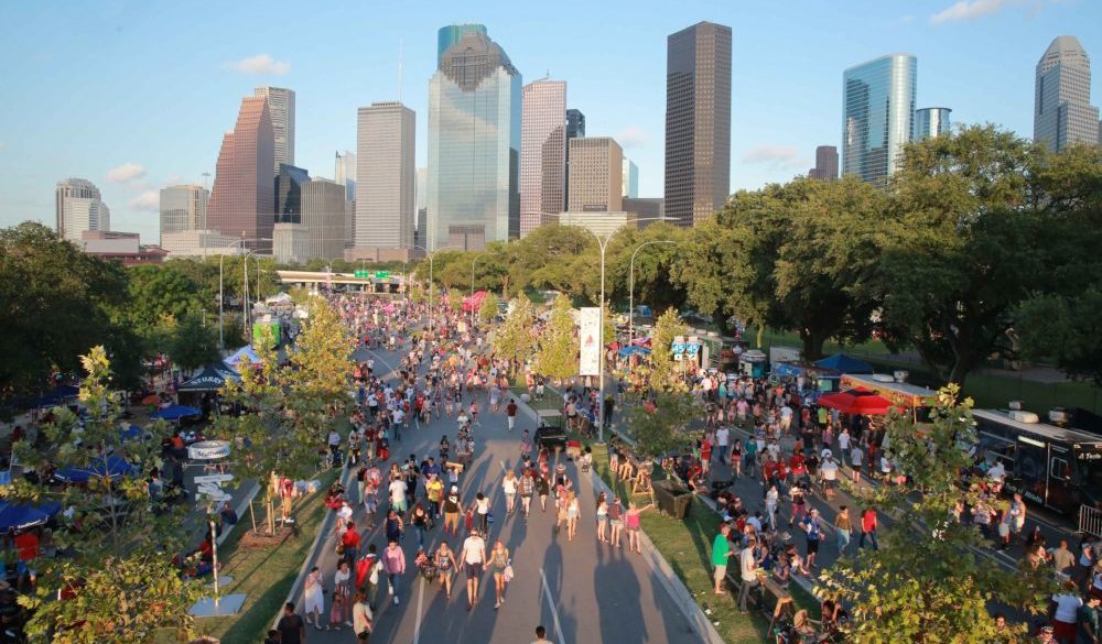 freedom-over-texas-eleanor-tinsley-park-houston-2019-skyline-parkway