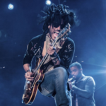 lenny-kravitz-raise-vibration-tour-at-smart-financial-centre