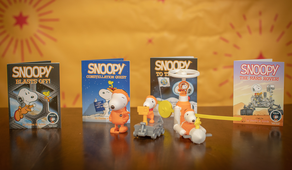 space snoopy toy