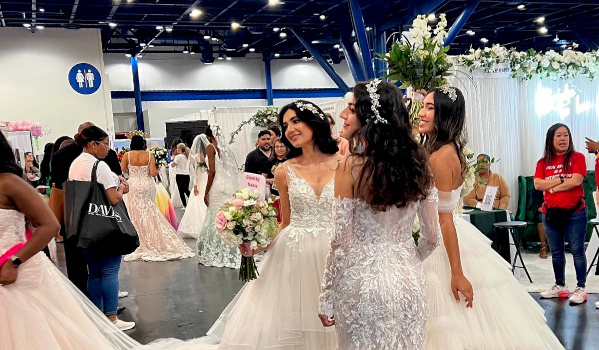 bridal-extravaganza-show-summer-july-2023-dresses